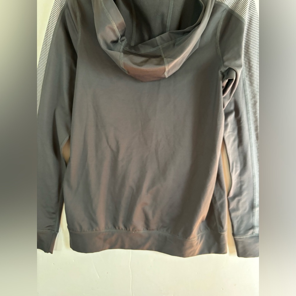 UNDER ARMOUR Charcoal Quarter-Zip Hoodie - Picture 10 of 12